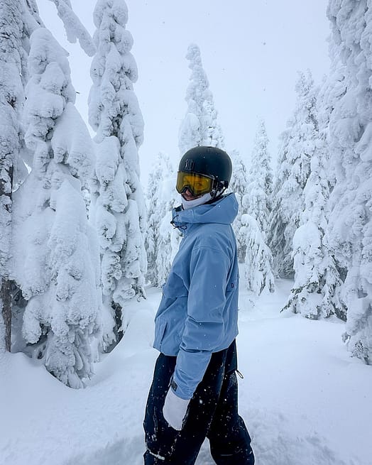 Customer @nicos_pow in Dope Legacy Ski Jacket Men Light Blue