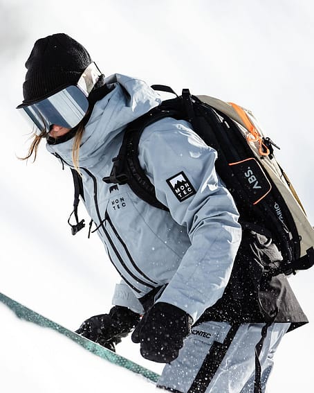 Klant @sarah_bacher_ in Montec Moss W Ski jas Dames Soft Blue/Black