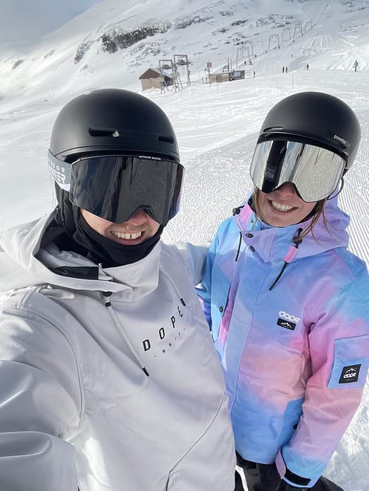 Client @irinaruegg dans Dope Yeti Veste Snowboard Homme Aphex Light Grey