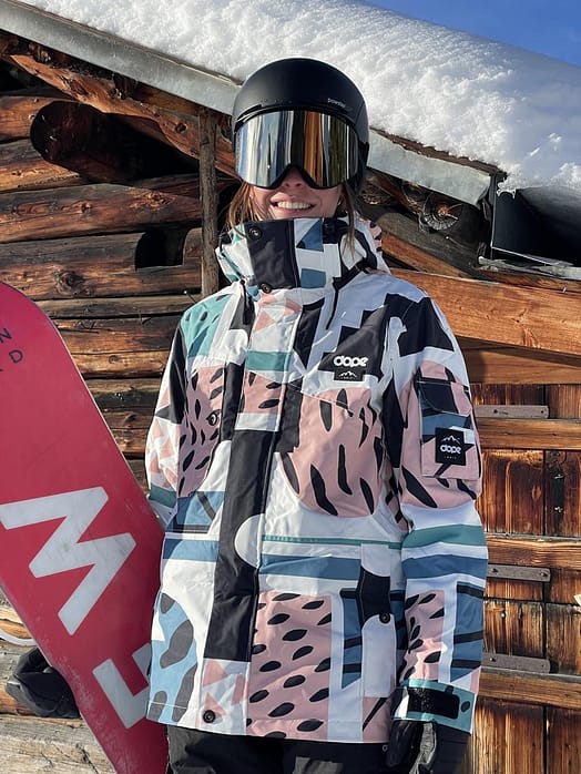 Customer @irinaruegg in Dope Adept W Snowboard Jacket Women Melon