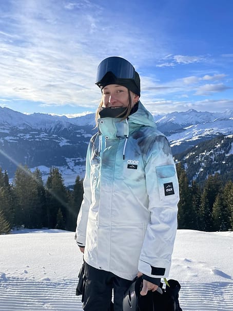 Kunde @irinaruegg in Dope Adept W Snowboardjacke Damen Surf