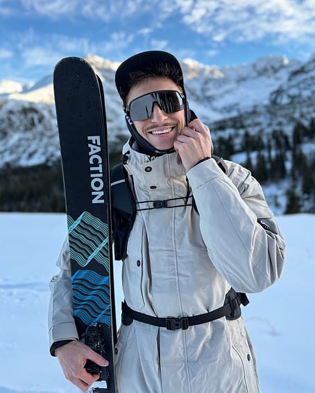 Kunde @nikos_jpg i Dope Adept Skijakke Herre Sand