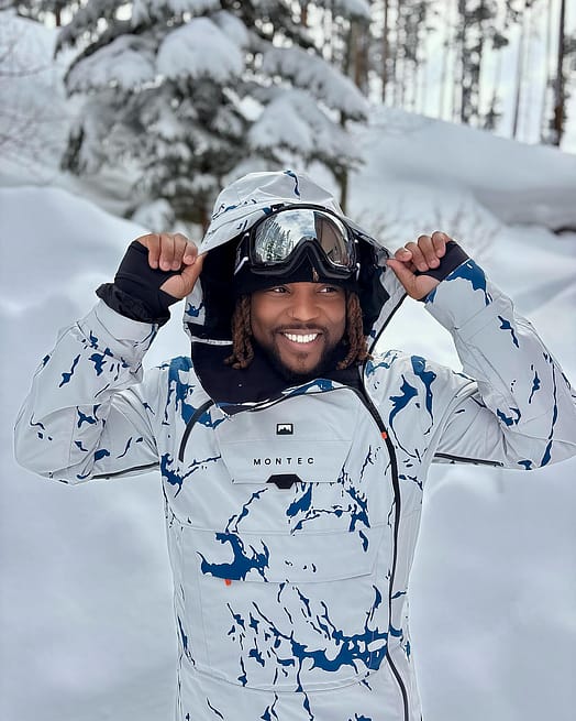 Customer @ainsley.06 in Montec Doom Snowboard Jacket Men Ice