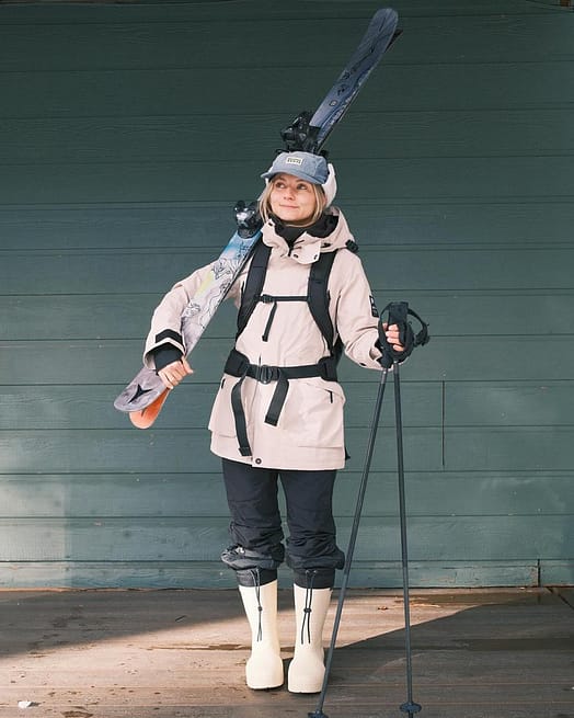 Kunde @zadialarouche in Montec Virago W Snowboardjacke Damen Sand