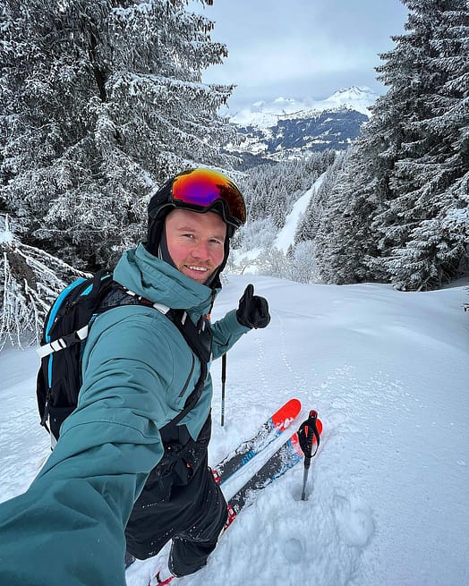 Customer @mattstuttard46 in Montec Doom 2020 Snowboard Jacket Men Atlantic/Black