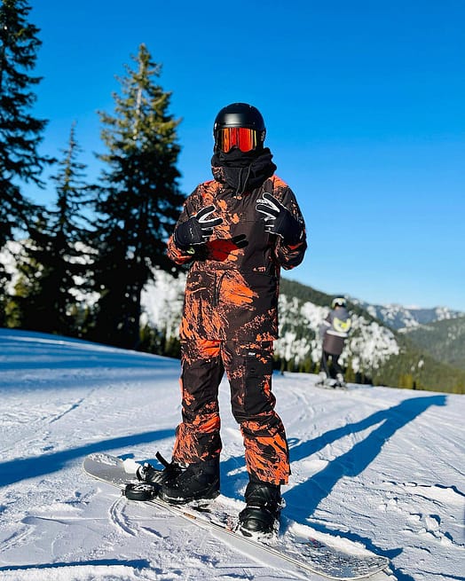 Kunde @aziole23 in Dope Iconic 2021 Skihose Herren Paint Orange