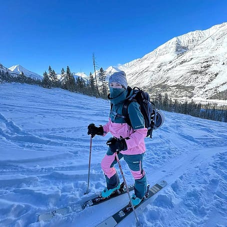 Zákazník @maude_segleski v Montec Fawk W 2021 Kalhoty na Snowboard Dámské Dark Atlantic/Pink