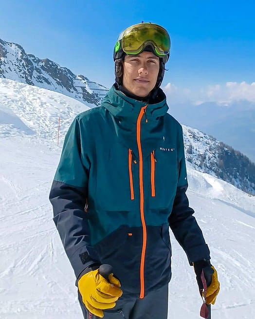 Customer @fede_confa in Montec Fenix Snowboard Jacket Men Dark Atlantic/Black