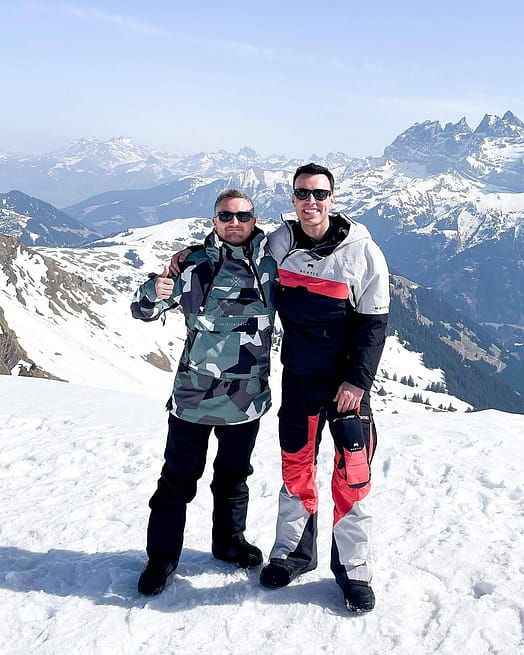 Cliente @liamdoolin10 en Montec Dune 21 Chaqueta Snowboard Hombre Light Grey/Coral/Black