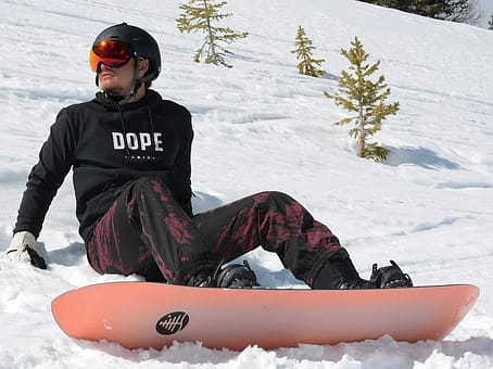 Cliente @lgilbreath_34 en Dope Yeti 2021 Chaqueta Snowboard Hombre Capital Black