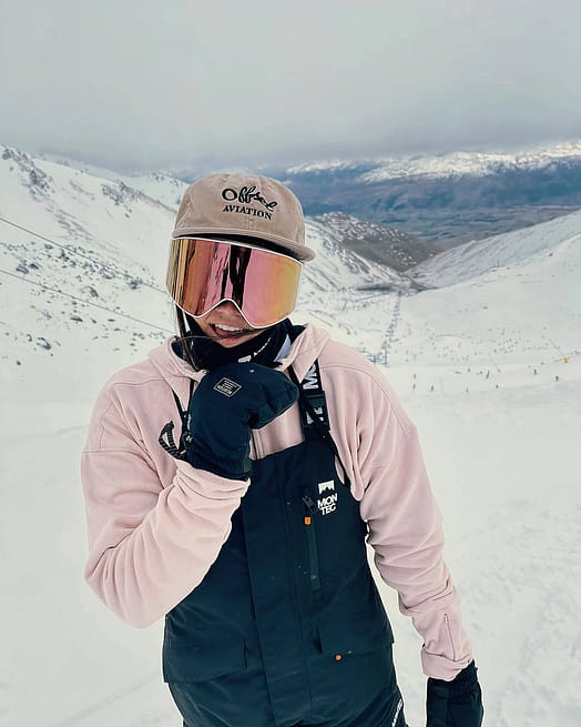 Customer @__maceypatton26 in Montec Fawk W 21 Ski Pants Women Black