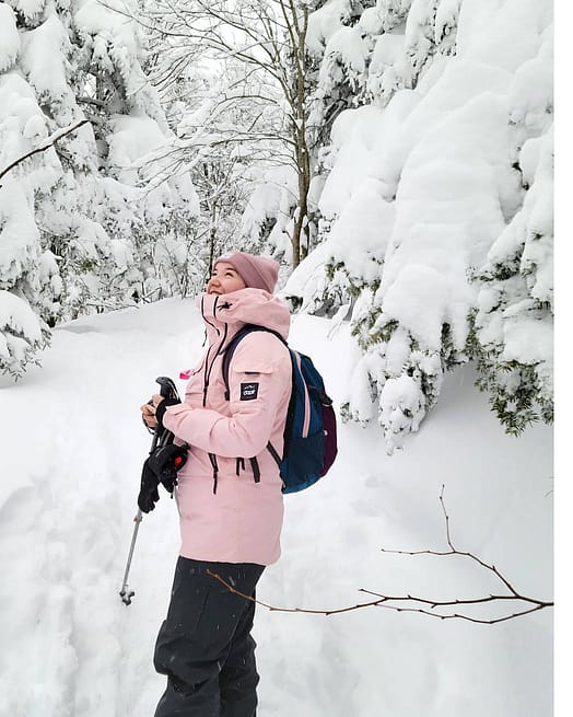 Klant @lauriiemichaud in Dope Akin W Ski jas Dames Soft Pink