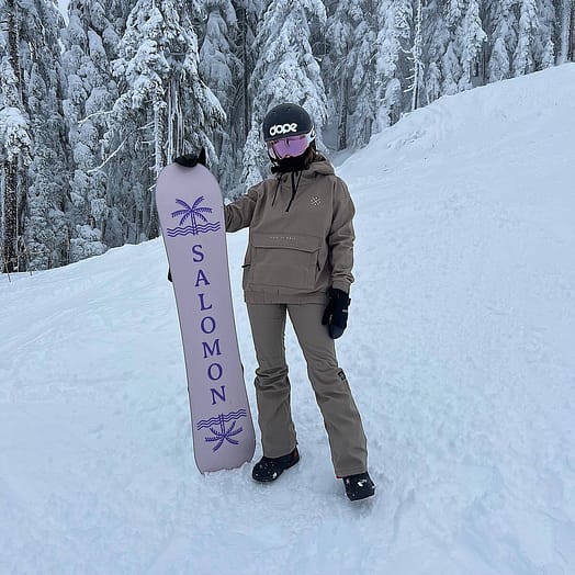 Customer @angelaaregalado in Dope Tigress W Ski Pants Women Walnut