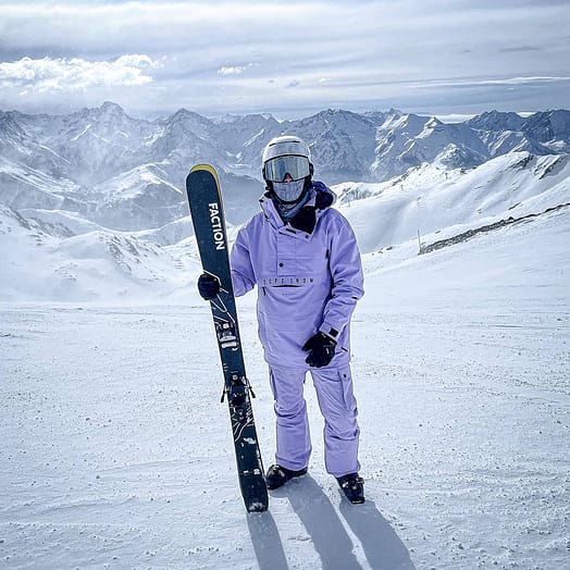 Customer @alexandrebaiapalas in Dope Iconic Snowboard Pants Men Faded Violet