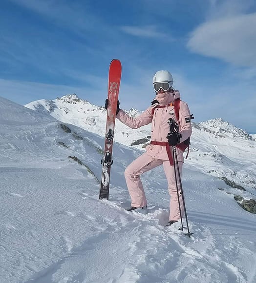 Customer @viviiily in Dope Adept W Ski Jacket Women Soft Pink