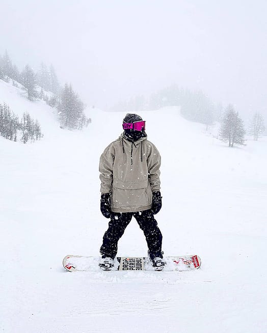 Customer @henryrodriguez.i.j in Dope Cyclone 2022 Ski Jacket Men Walnut