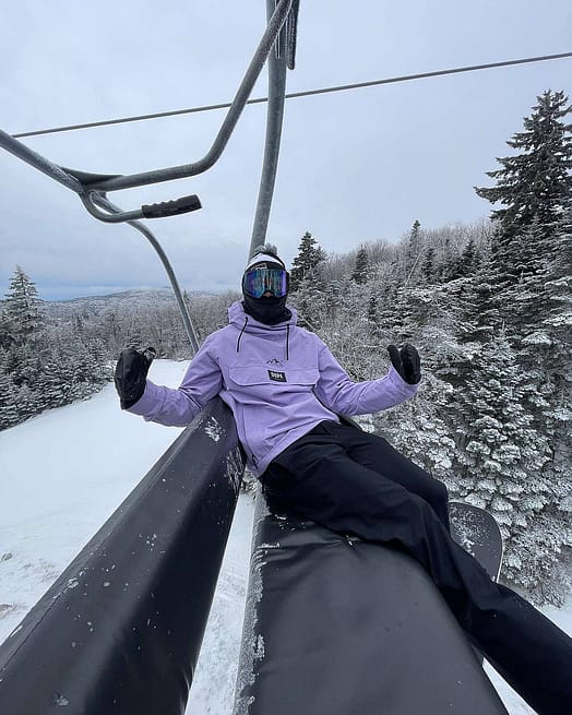 Customer @_owen_jordan in Dope Blizzard 2021 Snowboard Jacket Men Faded Violet