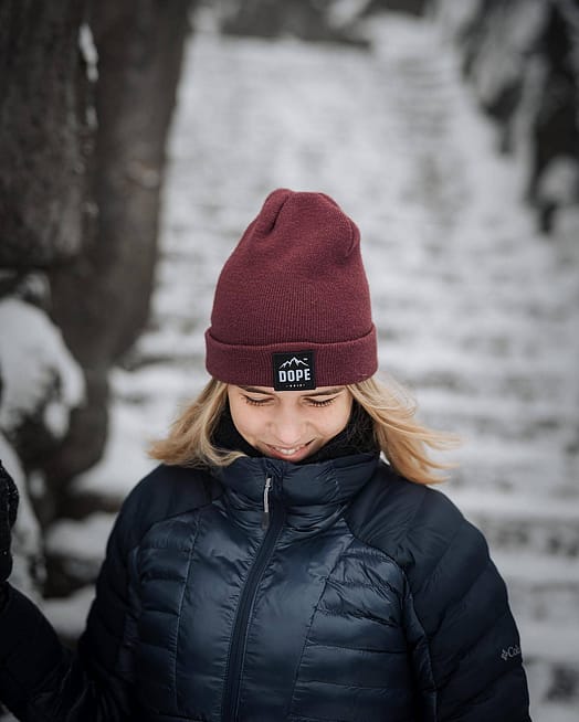 Cliente @_jesssmen_ en Dope Paradise 2021 Gorro Burgundy