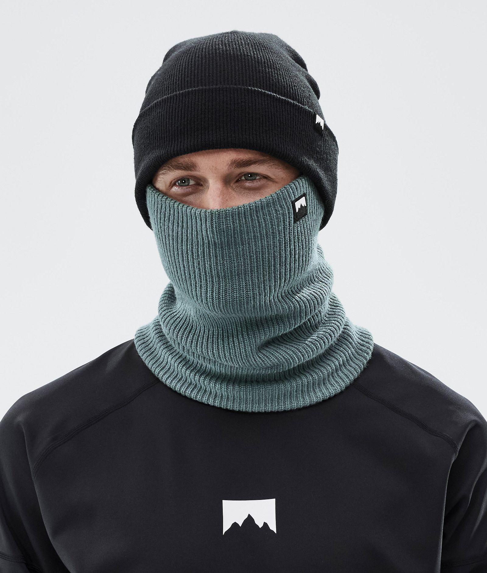 Montec Classic Knitted Facemask Atlantic, Image 2 of 3