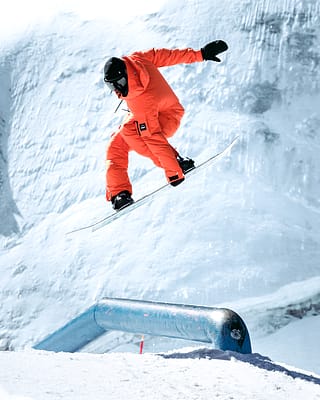 tricks on a snowboard