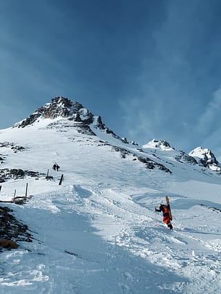 what to wear skiing for the night