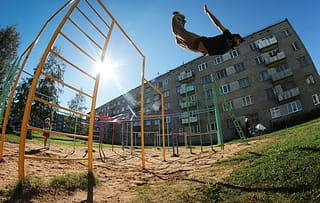 Die besten Parkour-Übungen in der Stadt