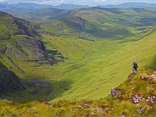 Geschichtsträchtige Wanderungen in Irland