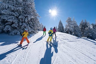 ski-en-famille-a-monts-jura-01-2