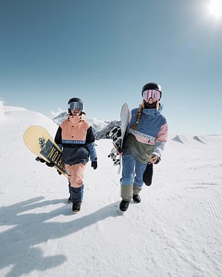 What are the most common mistakes when waxing a snowboard at home?