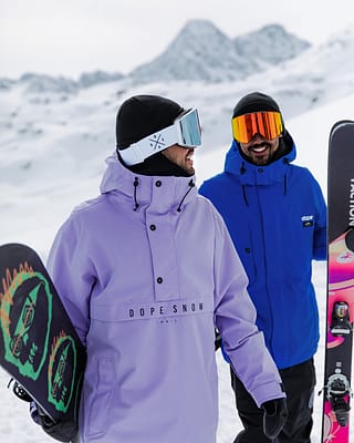 Ski and snowboard jacket