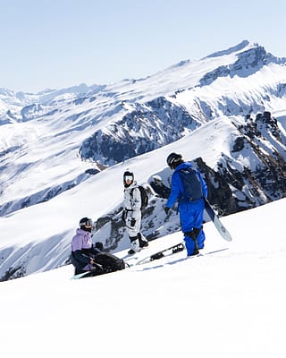 Wenn du in Queenstown bist, probiere Remarkables und Coronet aus.