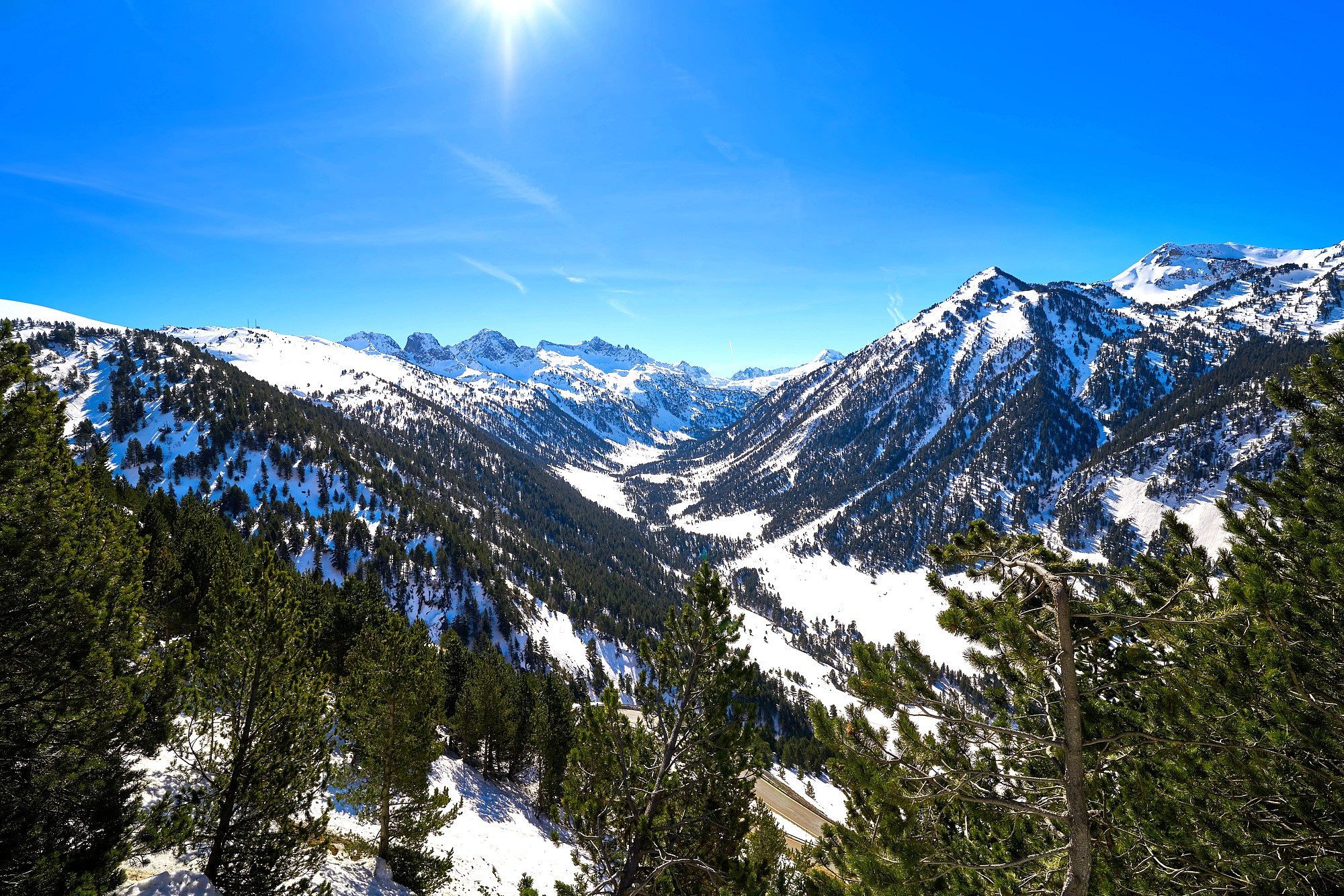 8 best ski resorts in Spain | Montec Magazine