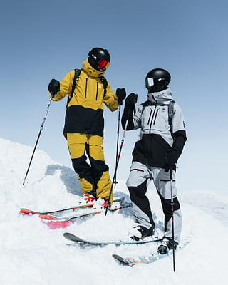 How to choose ski pole length | Montec Magazine